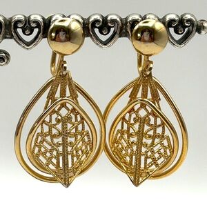 Vintage Alice Gold Tone Screw Back Teardrop Dangle Earrings